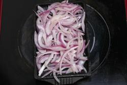 铁板牛仔骨的做法