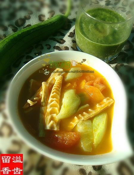 西红柿笋干丝瓜汤的做法