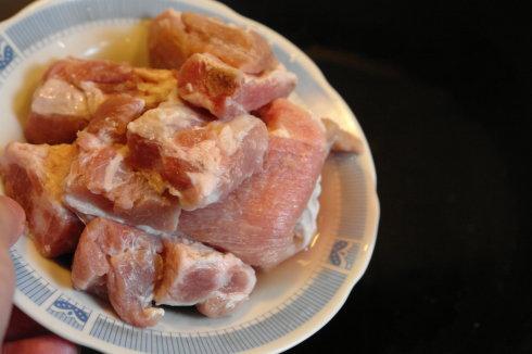 大盘排骨的做法