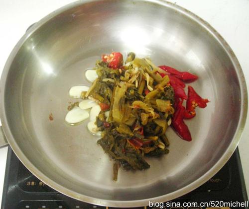 川版酸菜白肉的做法