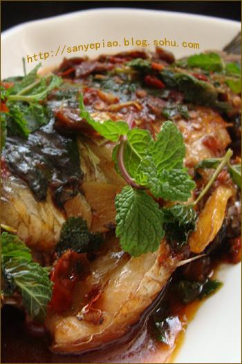 薄荷鲫鱼的做法