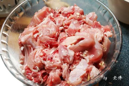 青笋烧兔的做法