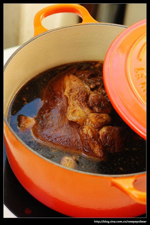 港式秘制猪肘的做法