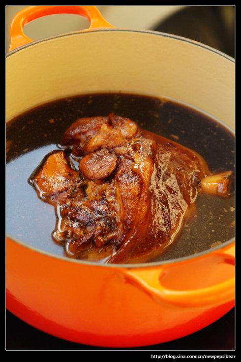 港式秘制猪肘的做法