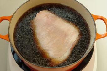 港式秘制猪肘的做法