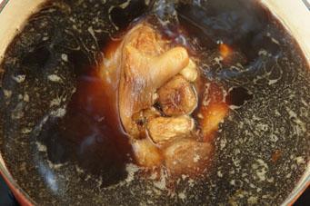 港式秘制猪肘的做法