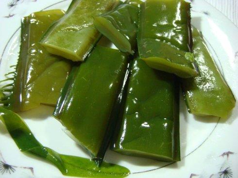 芹菜竹笋裙带菜的做法