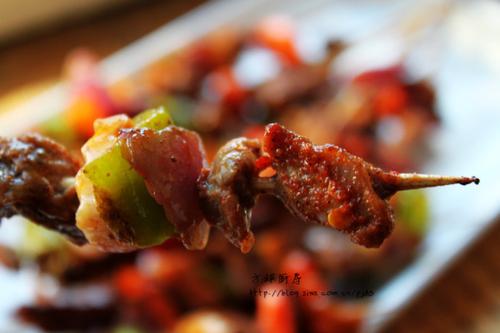 平底锅煎羊肉串的做法