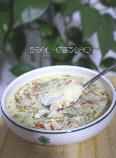 鸡蛋蔬菜末蒸鱼的做法