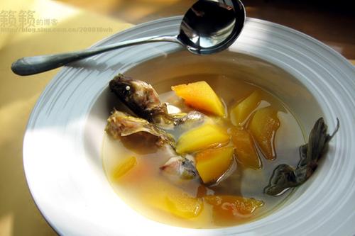 木瓜炖黄颡鱼的做法