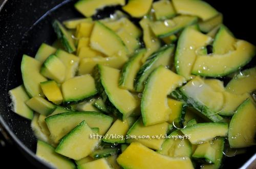 秘制香辣米粉南瓜的做法