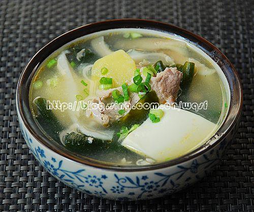 海带豆腐里脊汤的做法