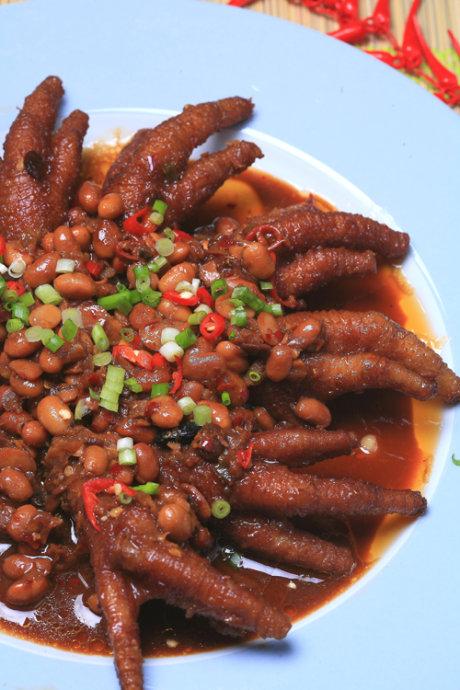 ���˶�����צ������