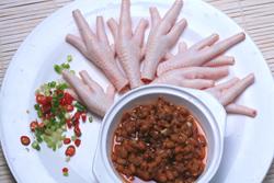 ���˶�����צ������