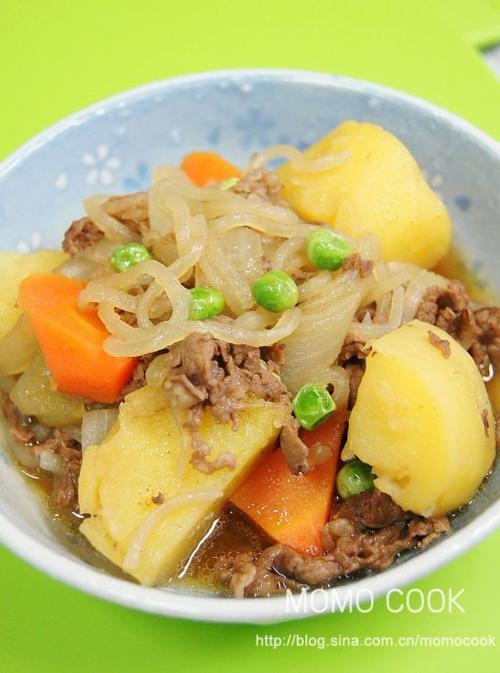 日式牛肉炖土豆的做法