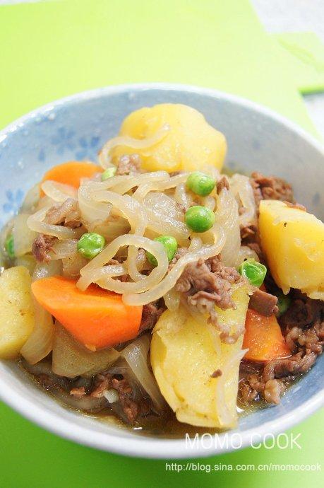 日式牛肉炖土豆的做法