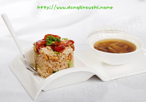 松茸炒饭配松茸功夫汤的做法