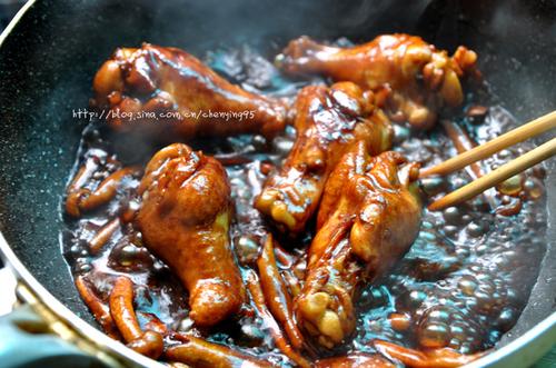 ���׺��ʹ������������