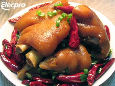 香辣肘子的做法