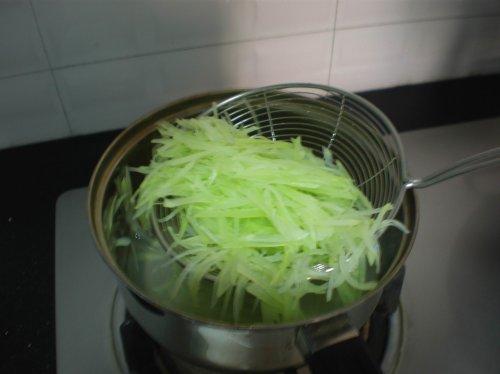 凉拌窝笋的做法