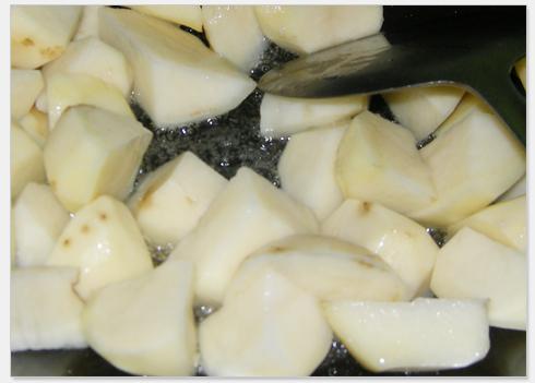 土豆炖牛筋的做法