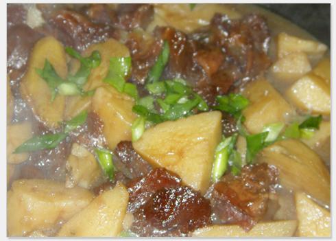 土豆炖牛筋的做法