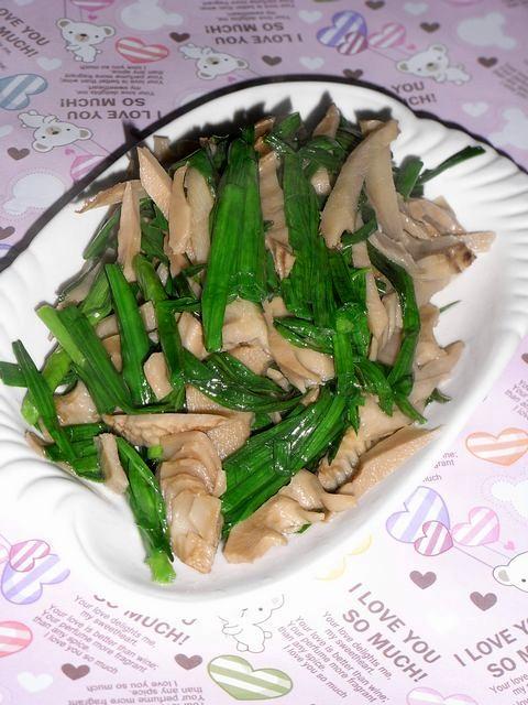 笋干炒大蒜的做法