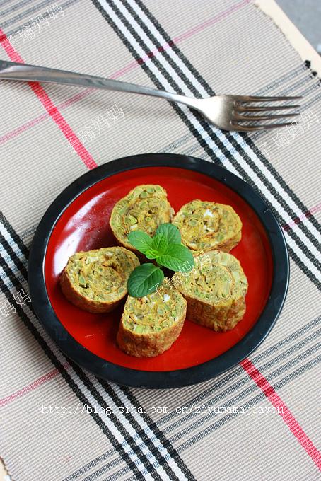 香椿鸡蛋卷的做法