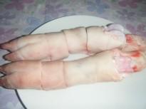 花生八爪鱼煲猪脚汤的做法