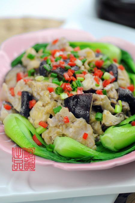 北菇蒸滑鸡的做法