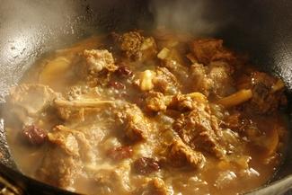 苦瓜酱烧排骨的做法