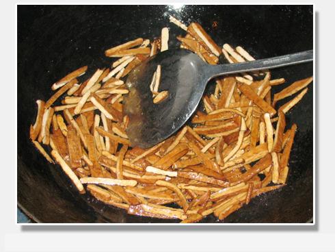 韭菜苔炒香干的做法