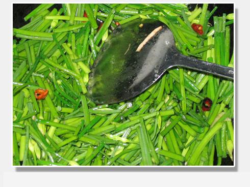 韭菜苔炒香干的做法