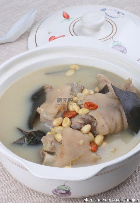 海带黄豆猪蹄汤的做法