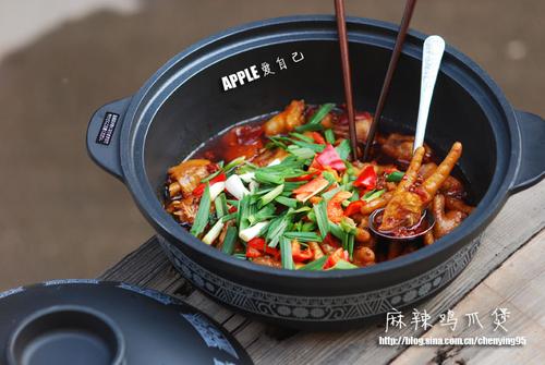 泡菜鸡爪的做法