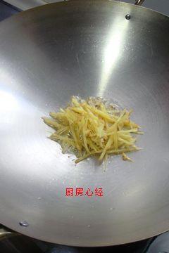 姜丝烩丝瓜的做法