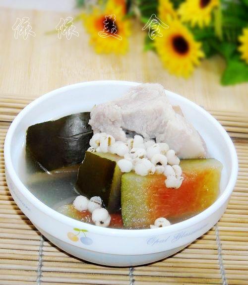 西瓜皮生熟薏米猪踭汤的做法