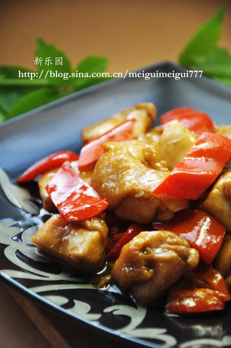 柿子椒生炒鸡腿肉的做法