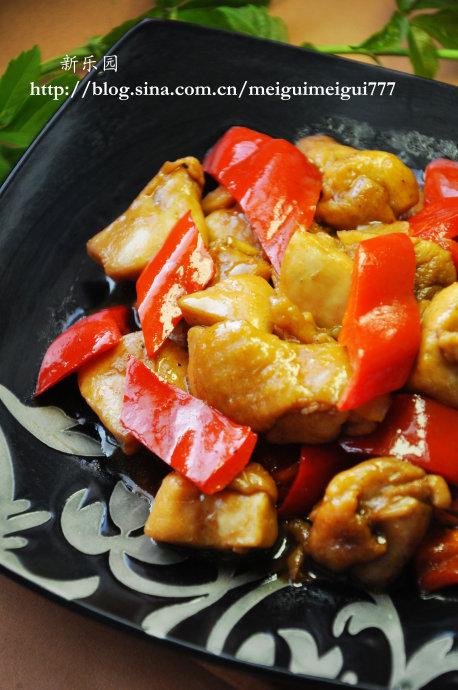 柿子椒生炒鸡腿肉的做法