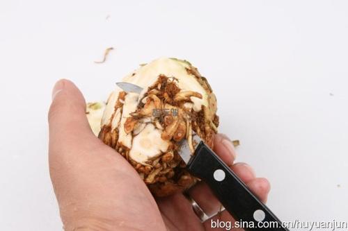 芹菜肉丝的做法