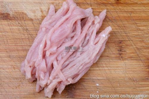 芹菜肉丝的做法