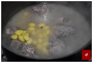 白果排骨汤的做法