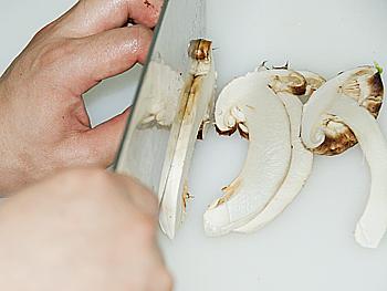 �ͷ��������׶���������