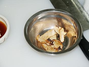 �ͷ��������׶���������