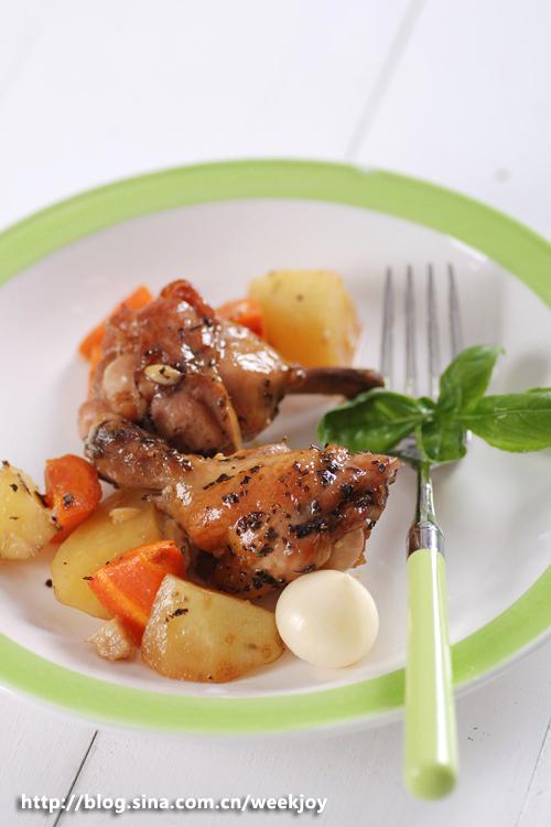 蒜香鸡翅根的做法