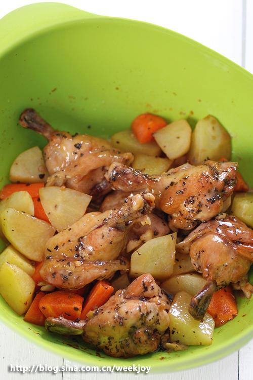 蒜香鸡翅根的做法