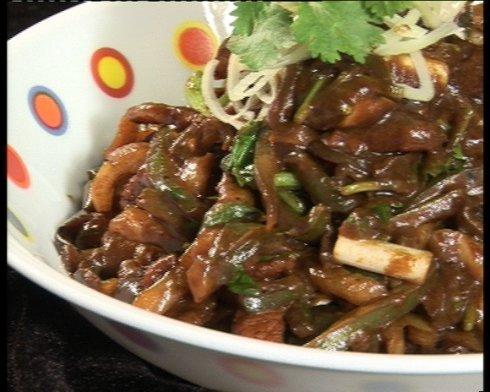 青椒汆酱茄子和山药炒河虾的做法