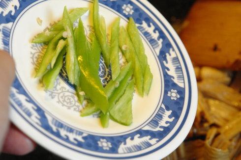 椒香腐竹的做法