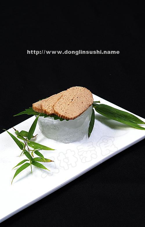 芥末麻香黄瓜配白切素牛肉的做法