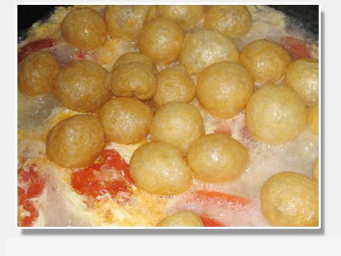 油面筋西红柿汤的做法